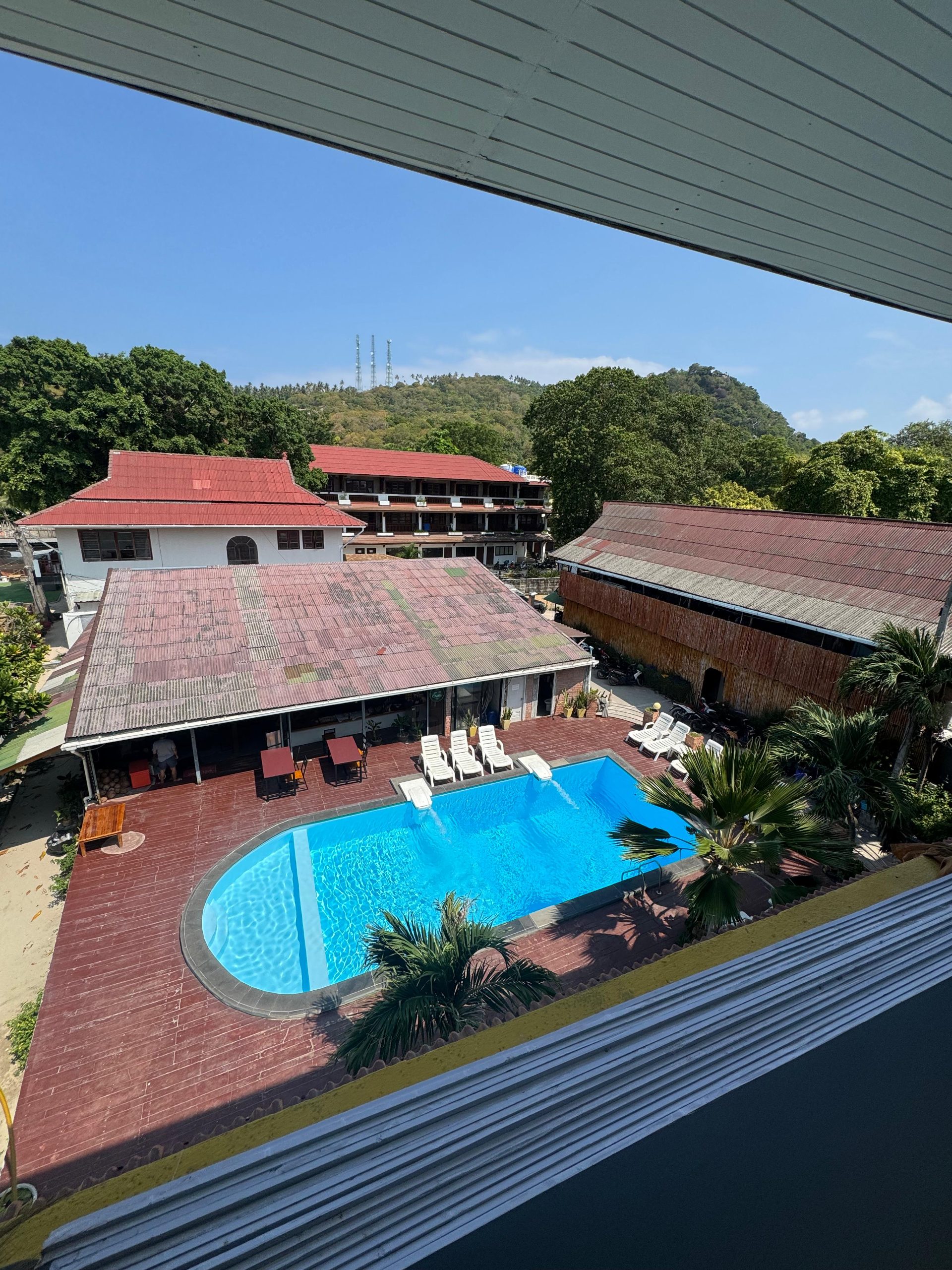 Pool and dormitory block at Carabao Diving Resort, Koh Tao